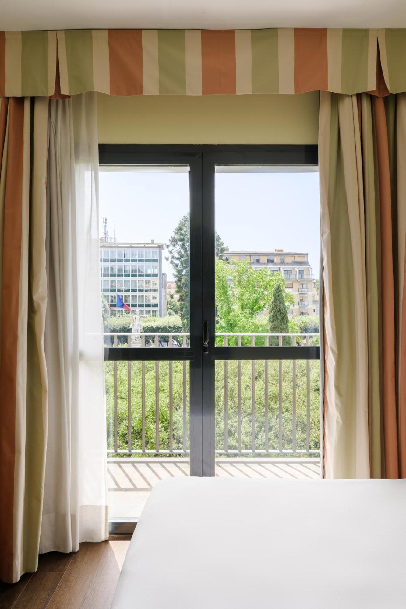 Hotel Dei Cavalieri Caserta - La Reggia Dış mekan fotoğraf
